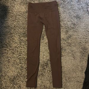 Insulated leggings for the fall/winter season size S/M